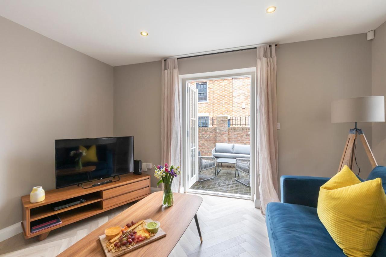 Elliot Oliver - 2 Bedroom Garden Apartment With Parking Cheltenham Exteriér fotografie