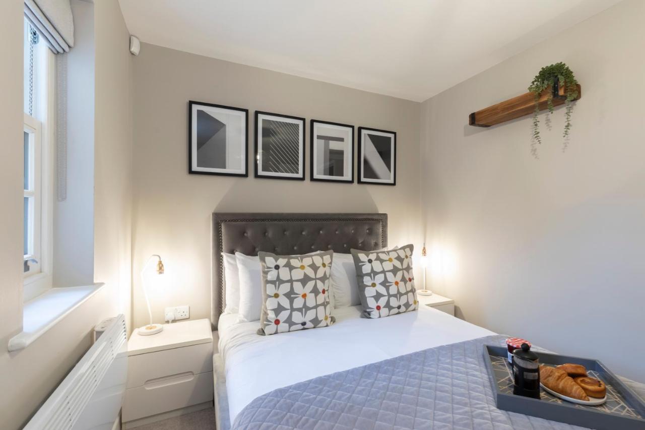 Elliot Oliver - 2 Bedroom Garden Apartment With Parking Cheltenham Exteriér fotografie